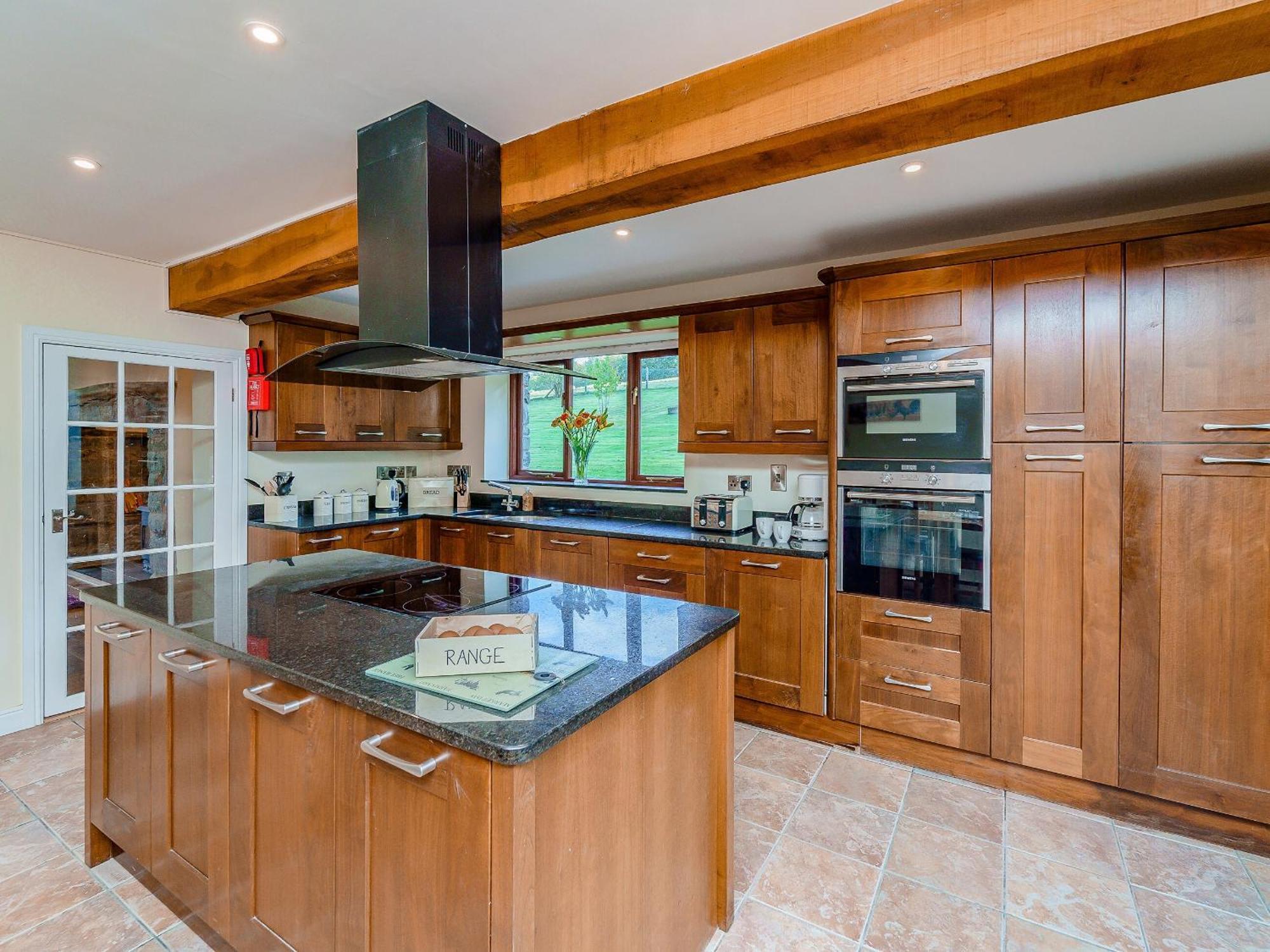 Rhiew Banc Villa Aberhafesp Luaran gambar